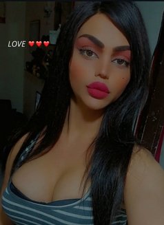 Eylena Lady Boy - masseuse in Cairo Photo 10 of 12