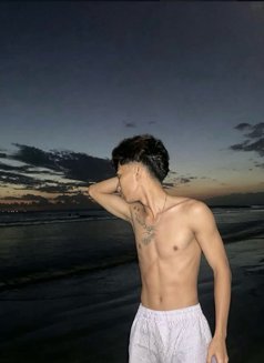 Ezann - Male escort in Bali Photo 7 of 8