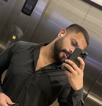 Ezon - Male escort in Dubai