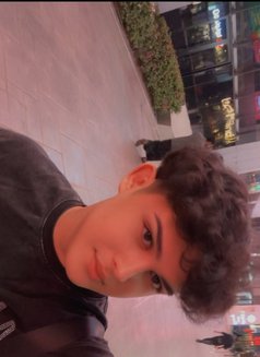 Ezra - Male escort in Baku Photo 9 of 12