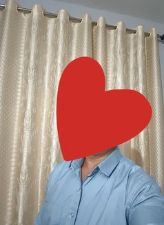 F. K - masseur in New Delhi Photo 1 of 2