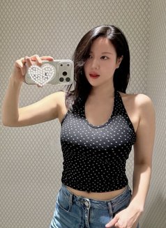 FA Linda - escort in Singapore Photo 1 of 8