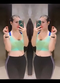 Fa Ntasiii C0m E Tr Uhhhh - Acompañantes transexual in Bali Photo 3 of 10