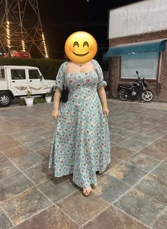 Faatima Anal Queen No Agent Independent - puta in New Delhi Photo 1 of 11