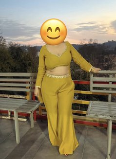 Faatima Anal Queen No Agent Independent - puta in New Delhi Photo 8 of 11