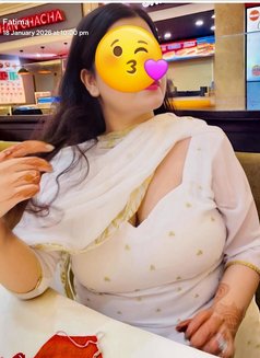 Faatima Anal queen cam& real meeting - puta in New Delhi Photo 1 of 8
