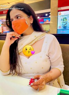 Faatima Anal queen cam& real meeting - puta in New Delhi Photo 2 of 8