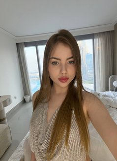 Fabulous Kristin 20 - puta in Dubai Photo 7 of 10