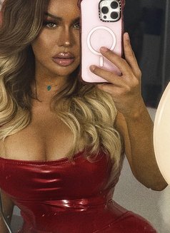 “Face & Body Like WoW.” CUM$HOW🫦 - Acompañantes transexual in Dubai Photo 30 of 30