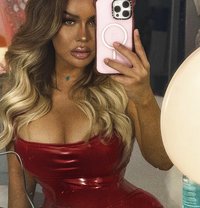 “Face & Body Like WoW.” CUM$HOW🫦 - Acompañantes transexual in Dubai Photo 30 of 30