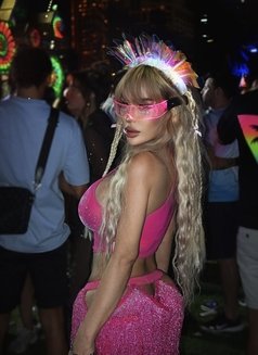 FACE & BODYlikeWOW ADDICTIVE TS - Transsexual escort in Dubai Photo 26 of 30