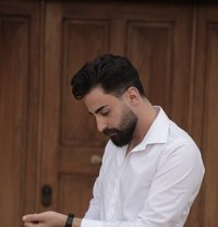 Fadi - Male escort in Riyadh