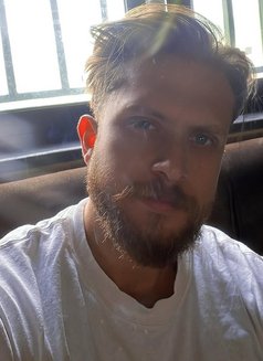 Fadi - Male escort in Beirut Photo 2 of 4