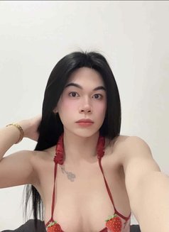 Fadia New Ladyboy🇹🇭 - masseuse in Abu Dhabi Photo 3 of 5
