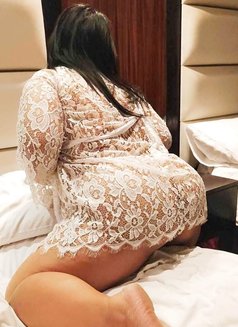 🏵 Junny🏵 - escort in Doha Photo 2 of 5