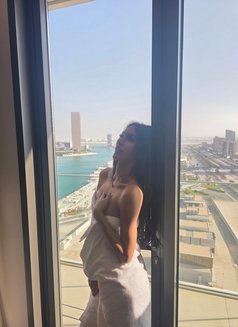 Fadia69, Big, long, pink dick - Acompañantes transexual in Al Manama Photo 30 of 30