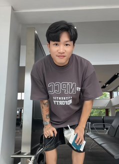 Fadil - Male escort in Jakarta Photo 1 of 3