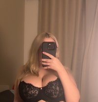 Faerie Xo - escort in Dubai