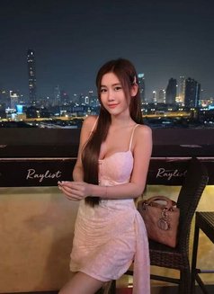 Fah - escort in Kuala Lumpur Photo 3 of 3