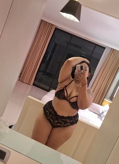 Fah - escort in Pattaya Photo 10 of 20