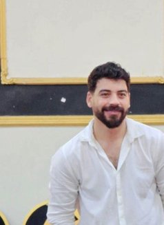 Fahad - Acompañantes masculino in Abu Dhabi Photo 6 of 8