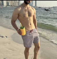 Fahad Hot man{Women &couples only} - Male escort in Doha