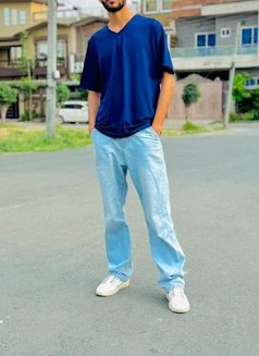Fahad Mirza - Acompañantes masculino in Lahore Photo 2 of 2