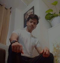 Fahad Top Both - Male escort in Abu Dhabi