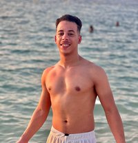 Fahd HandSome - Male escort in Abu Dhabi