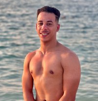 Fahd is very Strong - Male escort in Abu Dhabi