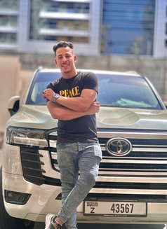 Fahd Nice Boy - Acompañantes masculino in Abu Dhabi Photo 5 of 6
