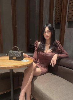 Faheera - Transsexual escort in Jakarta Photo 3 of 14