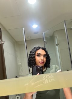 Fahrah 6.5 Inch Good Top both - Acompañantes transexual in Abu Dhabi Photo 16 of 17