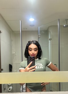 Fahrah 6.5 Inch Good Top both - Acompañantes transexual in Abu Dhabi Photo 17 of 17