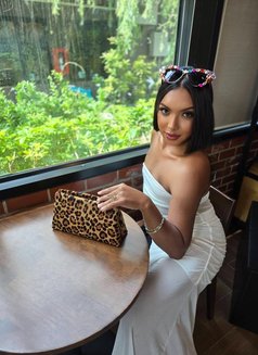 Fahrah 7 Inch Good Top - Acompañantes transexual in Abu Dhabi Photo 12 of 15