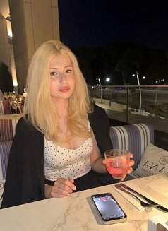 Faina - escort in Dubai Photo 3 of 7