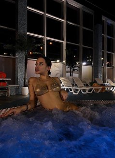 Faina - escort in Dubai Photo 11 of 13