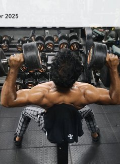 Blue*star - Intérprete masculino de adultos in Dubai Photo 1 of 6