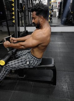 Adib - masseur in Dubai Photo 9 of 9