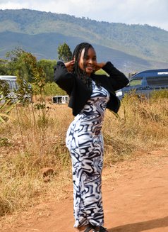 Phey - Acompañante in Nairobi Photo 2 of 8