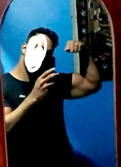 Faiz Sk - masseur in Candolim, Goa Photo 2 of 9