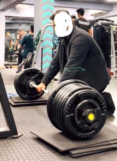 Faiz Sk - masseur in Candolim, Goa Photo 5 of 9