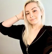 Faiza - escort in Cairo