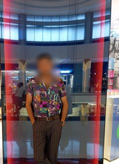 Faizal - Male escort in Muscat Photo 1 of 4
