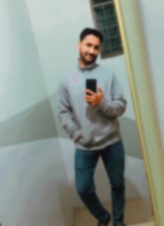 Faizan - Intérprete masculino de adultos in Lahore Photo 6 of 6