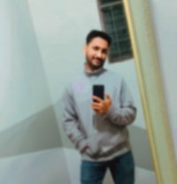 Faizan - Male adult performer in Lahore