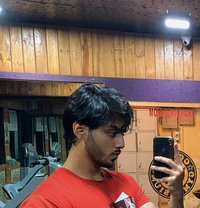 Faizuu - Male escort in Kolkata