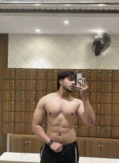 Faizuu - Male escort in Kolkata Photo 8 of 8