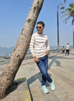 Faizuu muslim boy 7.5 inch horse - Male escort in Mumbai Photo 7 of 13