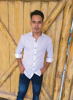 Faizuu muslim boy 7.5 inch horse - Male escort in Mumbai Photo 10 of 13